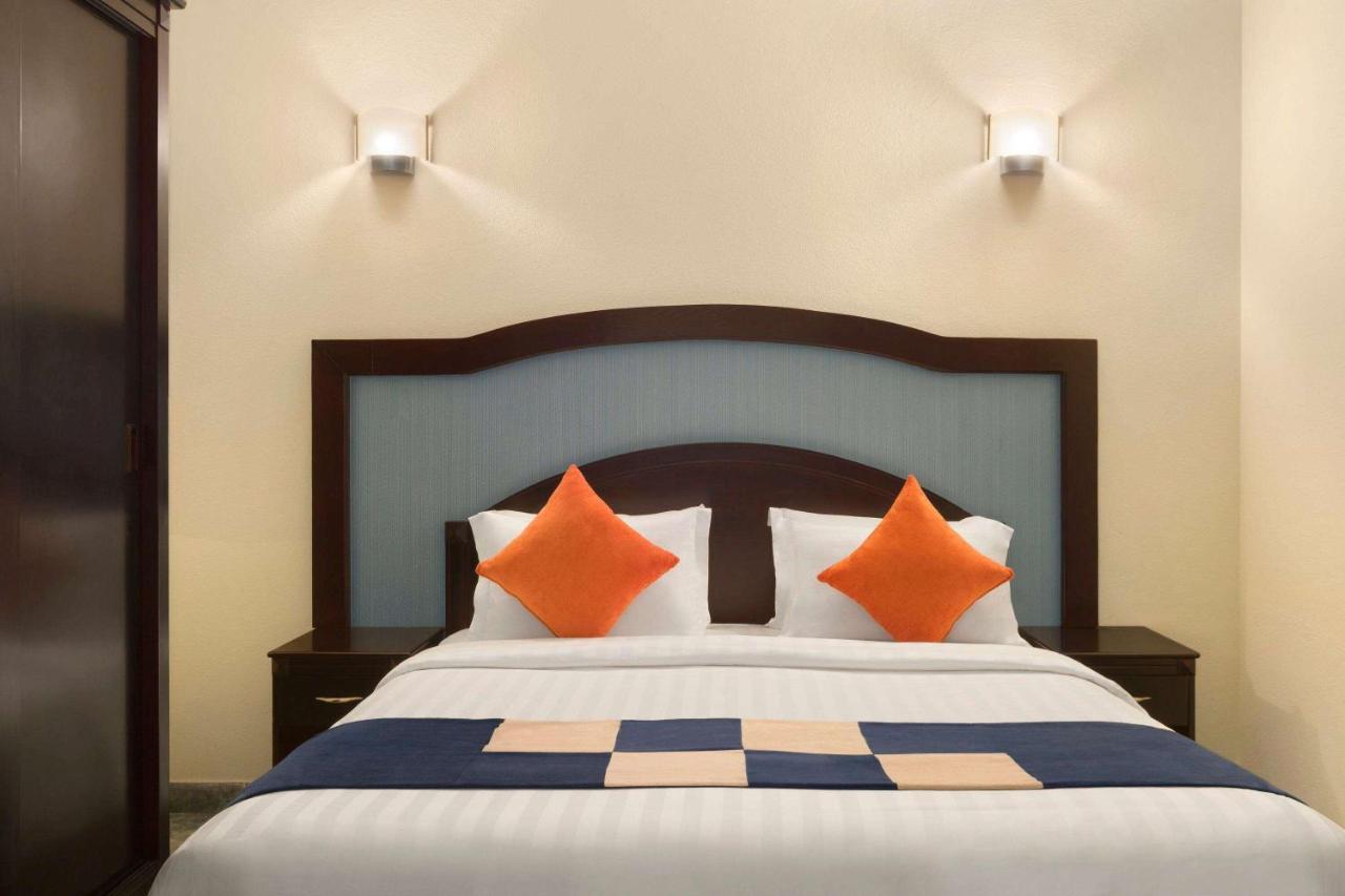 Howard Johnson Dammam Hotel מראה חיצוני תמונה